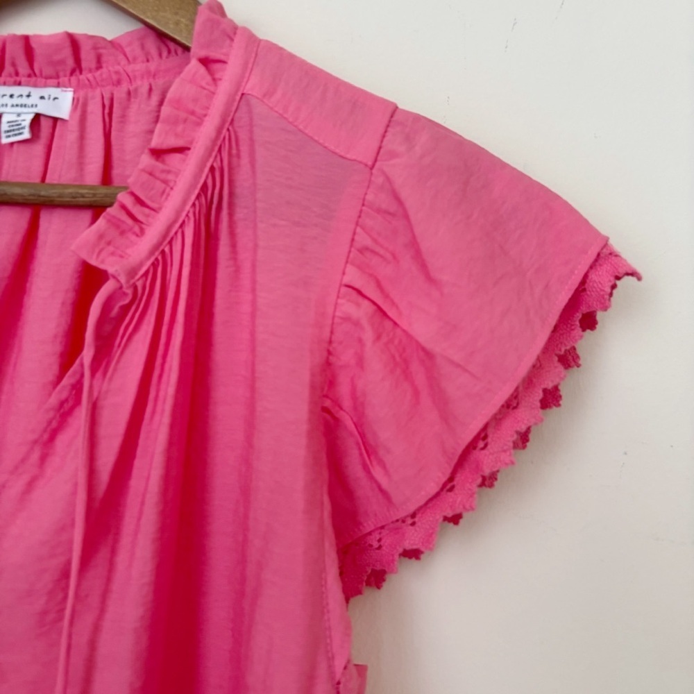 Current Air Pink Crochet Trim Ruffle Neck Blouse Small - Picture 4 of 8